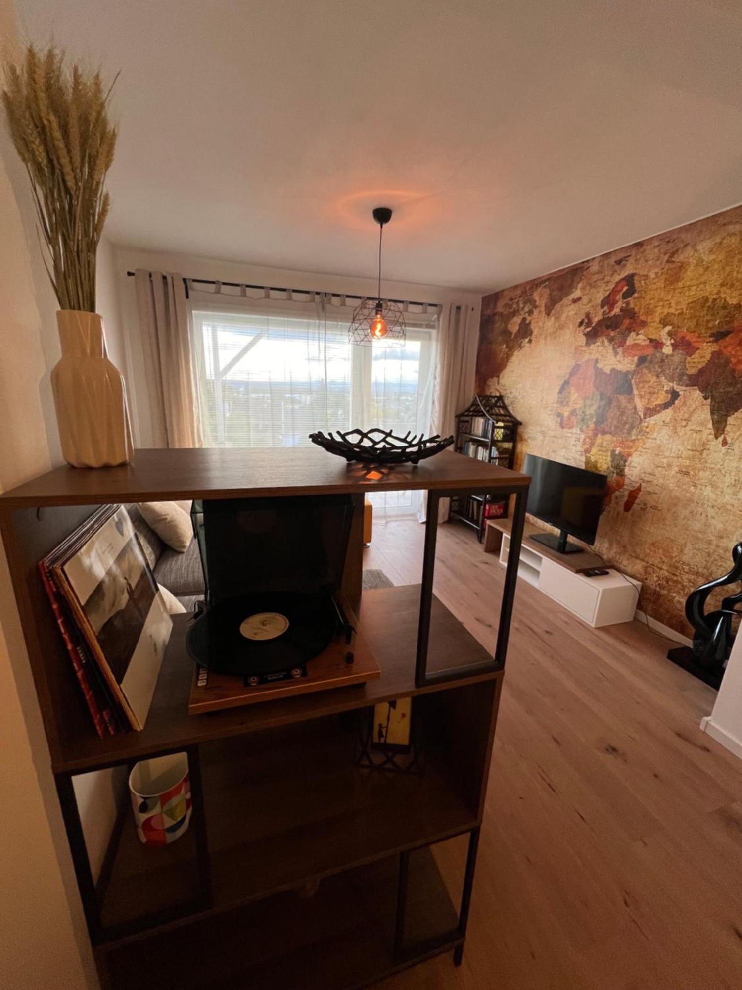 Wohnung Mit Schoenem Aussicht Bendorf Luaran gambar